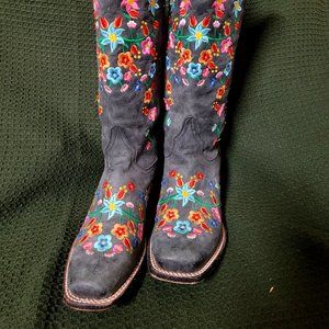 Stetson Cowgirl 9.5 grey colorful floral embroidered square toe western boots